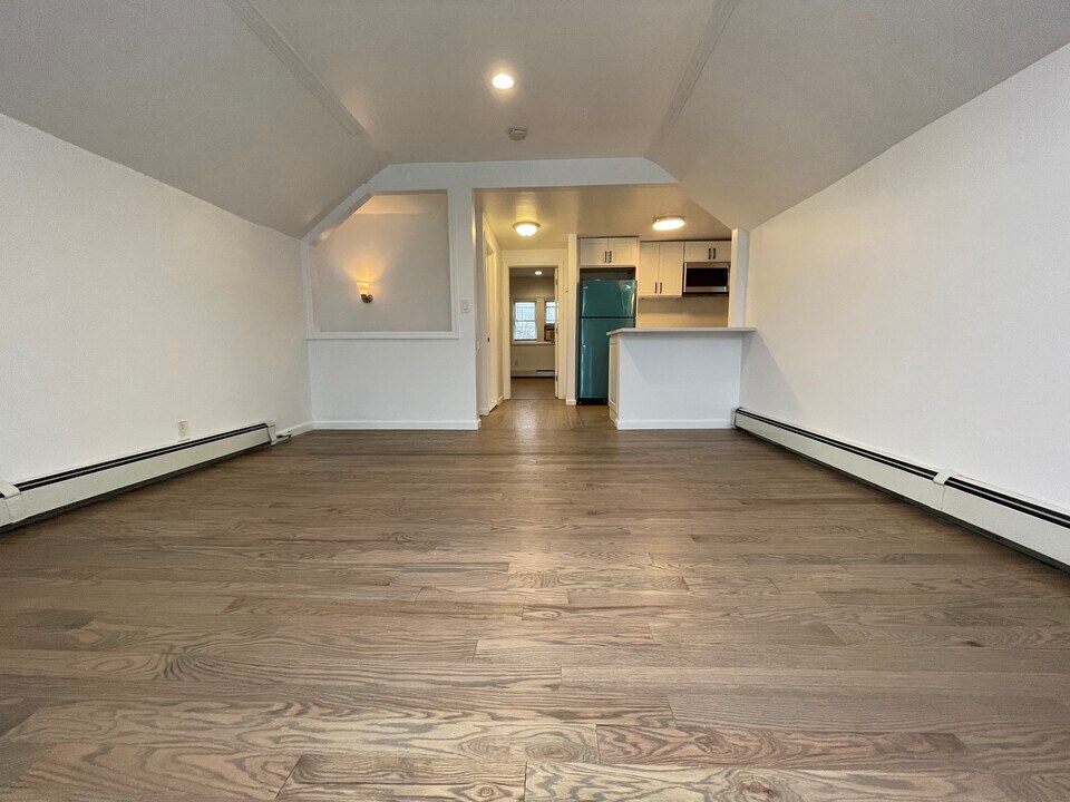 101 Florida St, Unit 2nd Floor in Long Beach, NY - Foto de edificio