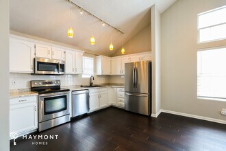 202 S Huntsman Blvd in Raymore, MO - Building Photo - Building Photo