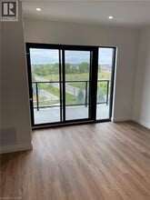 525 New Dundee Rd in Kitchener, ON - Building Photo - Building Photo