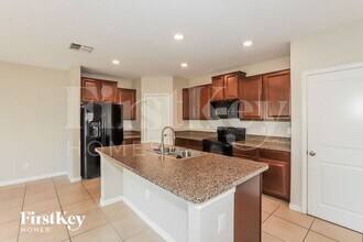 5039 Brickwood Rise Dr in Wimauma, FL - Building Photo - Building Photo