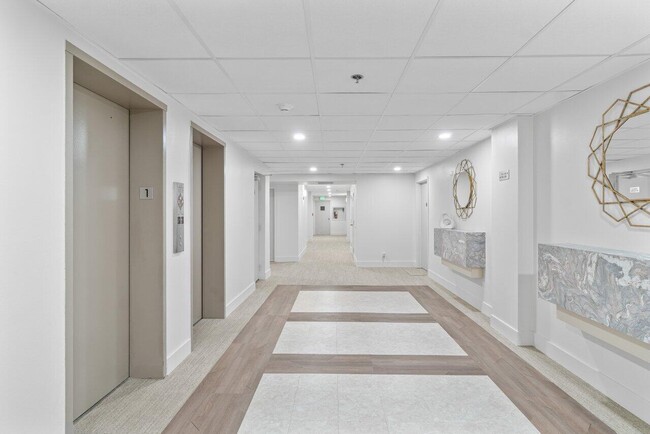 4511 S Ocean Blvd in Highland Beach, FL - Building Photo - Building Photo