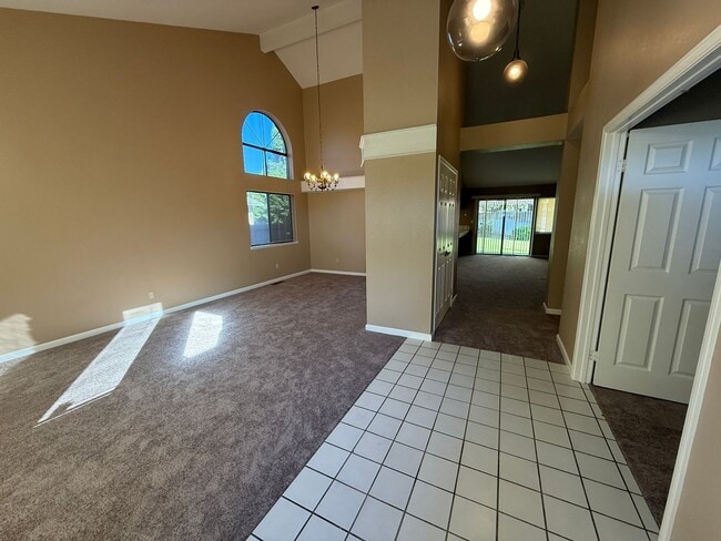 524 Oakmeadow Ct in Vacaville, CA - Building Photo - Building Photo