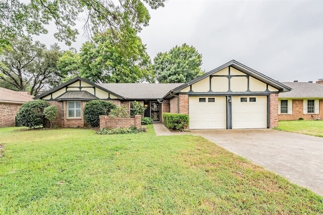 1010 Purdue Dr in Arlington, TX - Building Photo - Building Photo