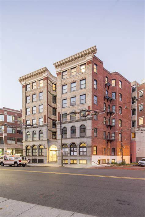 property at 116 Mount Auburn St