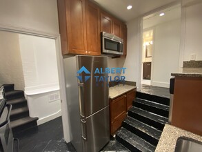 119 Beacon St, Unit GF in Boston, MA - Building Photo - Building Photo