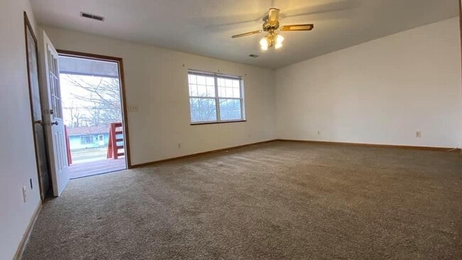 property at 409 N Main St