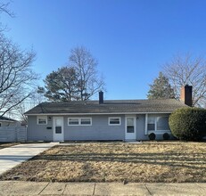 11 Malvina Ln in Newark, DE - Building Photo - Building Photo