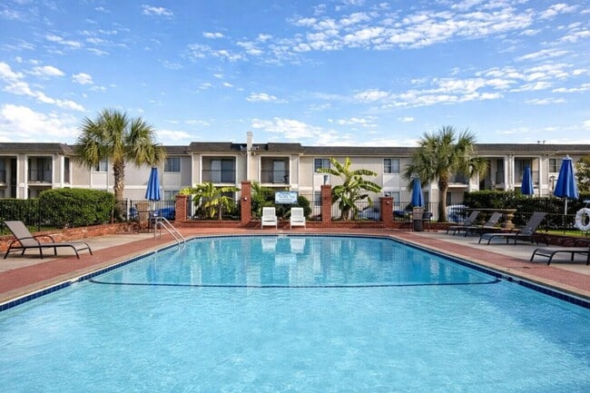 Biloxi Shores Apartments