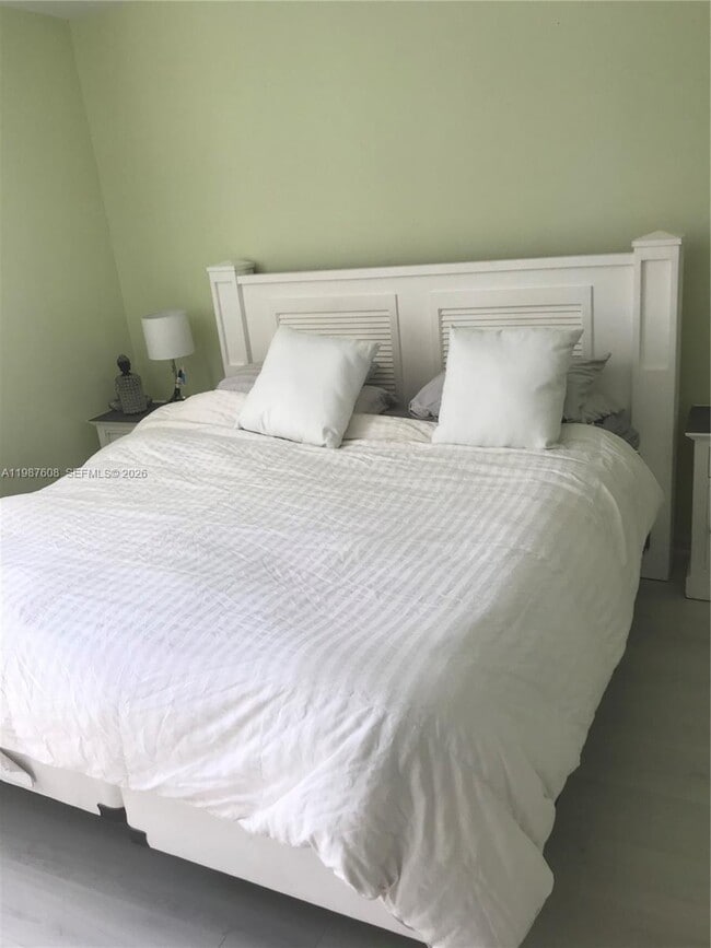 property at 3001 S Ocean Dr