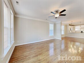 150 E Morehouse Ave in Mooresville, NC - Foto de edificio - Building Photo