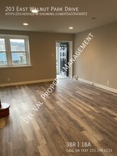 203 E Walnut Park Dr in Philadelphia, PA - Building Photo - Building Photo