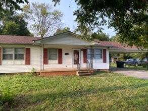 908 Washington St in Burlington, NC - Building Photo - Building Photo