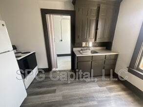 1042 W Market St in West York, PA - Building Photo - Building Photo