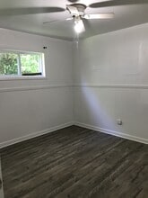816 W Howell St in Paragould, AR - Building Photo - Building Photo