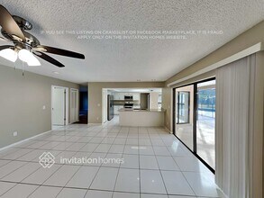 4602 Brownwood Ct in Tampa, FL - Building Photo - Building Photo