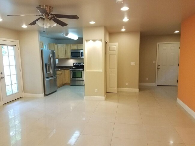 935 Kaipii St in Kailua, HI - Building Photo - Building Photo