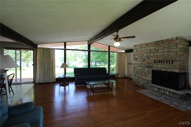 property at 6363 Muskrat Bay Rd