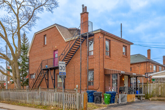 226 Nairn Av in Toronto, ON - Building Photo - Building Photo