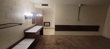 112 E Cherry St in Vermillion, SD - Building Photo - Building Photo