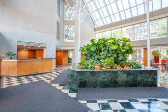 The Greenhouse Apartments in Boston, MA - Building Photo - Lobby