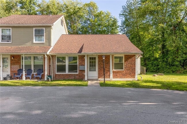 500 NY-299 in Highland, NY - Building Photo - Building Photo