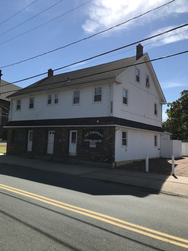 40 High St Rentals in Enfield, CT