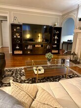 7535 York Dr, Unit 2 in Clayton, MO - Foto de edificio - Building Photo