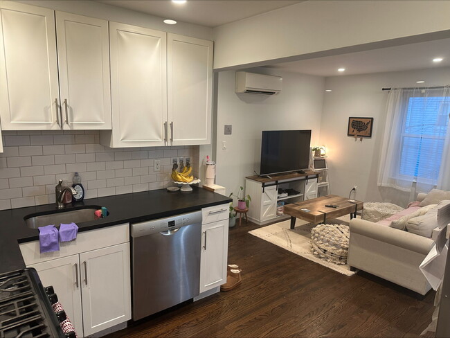 property at 2 O Street Pl