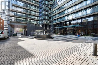 127 Broadway Ave in Toronto, ON - Building Photo - Building Photo