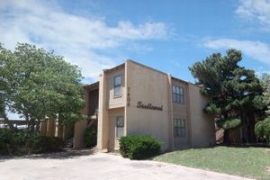 7408 Ave X in Lubbock, TX - Building Photo - Building Photo