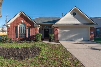 5519 Imperial Grove Dr in Houston, TX - Building Photo - Building Photo