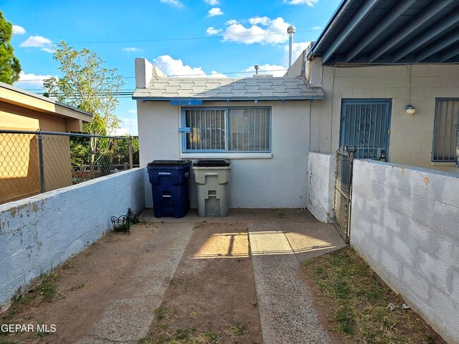property at 2908 Idalia Ave