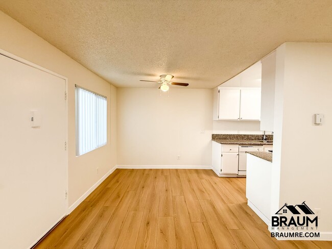 6612 Sylmar Ave in Los Angeles, CA - Building Photo - Building Photo