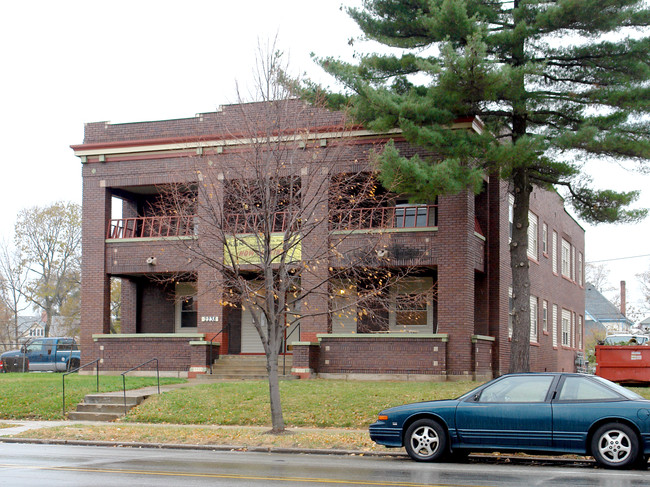 2238 N College Ave in Indianapolis, IN - Building Photo - Building Photo