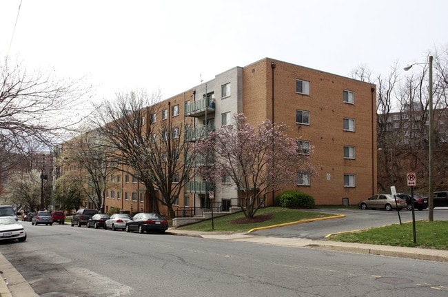 Harvey Hall in Arlington, VA - Building Photo - Building Photo