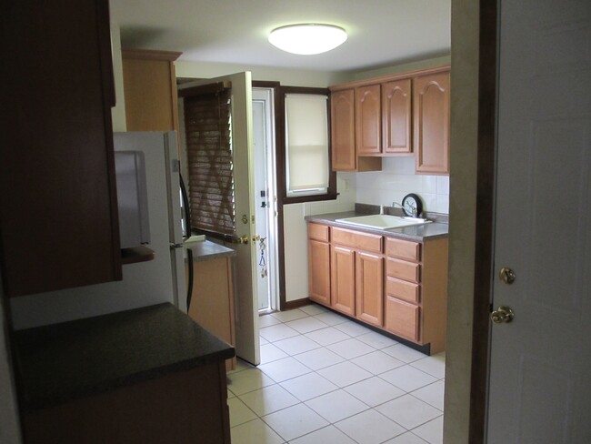 25 Cherry St, Unit 25
