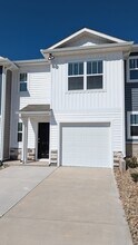 810 Embark Cir in Greer, SC - Building Photo - Building Photo