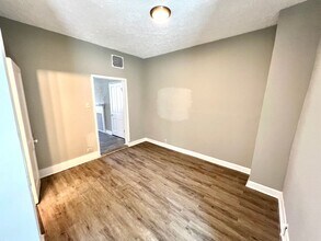 2212 Calumet St in Cincinnati, OH - Building Photo - Building Photo