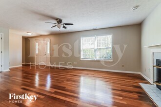 1562 Winding Creek Trail in Brownsburg, IN - Foto de edificio - Building Photo