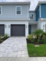 7874 Spectrum Dr in Kissimmee, FL - Building Photo
