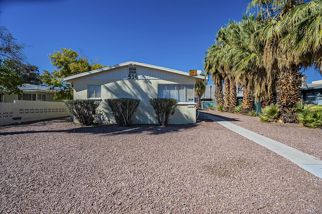 516 S 10th St in Las Vegas, NV - Building Photo - Building Photo