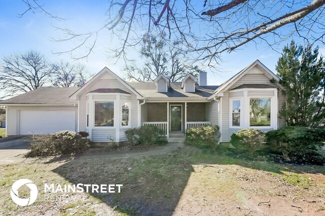 property at 2755 Hunters Ct