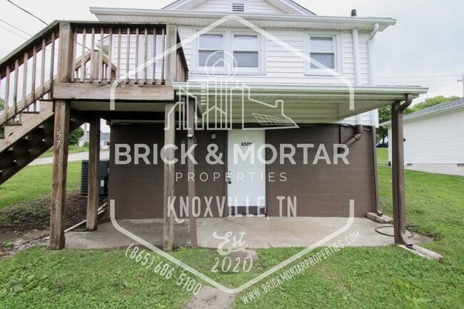 657 E Lincoln Rd in Alcoa, TN - Building Photo - Building Photo