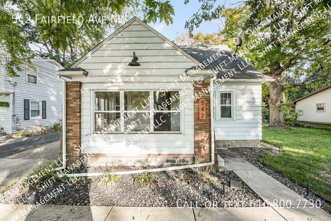 542 Fairfield Ave NW in Grand Rapids, MI - Building Photo - Building Photo