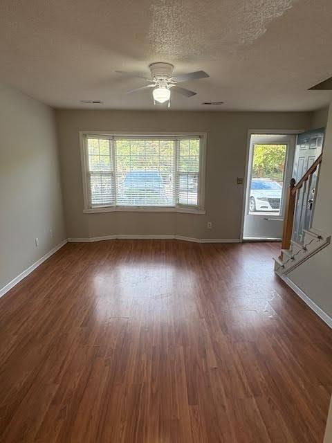 3902 Sterling Pointe Dr in Winterville, NC - Building Photo - Building Photo