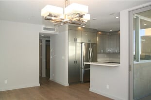 310 16th Pl in Manhattan Beach, CA - Building Photo
