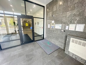 260 Villagewalk Blvd in London, ON - Building Photo - Building Photo