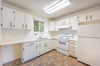 487 S 450 E, Unit 487 in Provo, UT - Building Photo - Building Photo