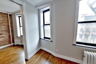 336 E 18th St in New York, NY - Building Photo - Building Photo
