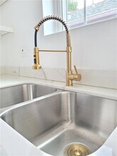 4506 Elba St in New Orleans, LA - Foto de edificio - Building Photo